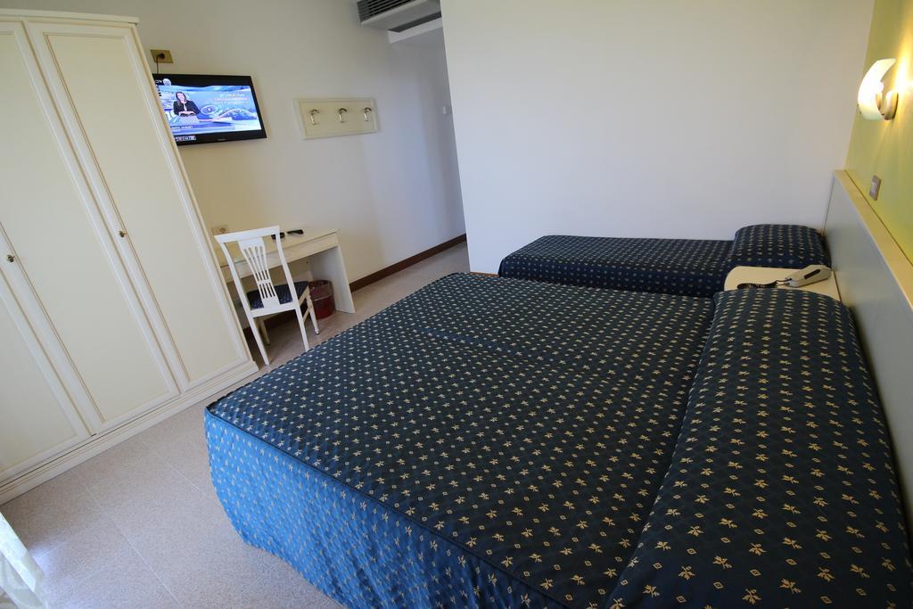 Hotel Roma Lido di Jesolo Exterior photo