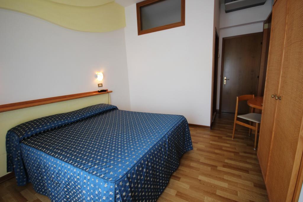 Hotel Roma Lido di Jesolo Room photo